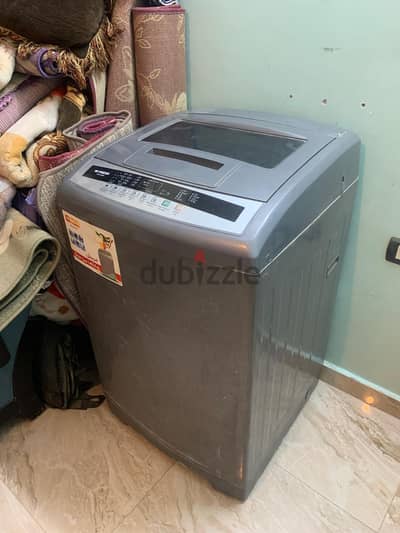 غسالة ملابس فوق أوتوماتيك من فريش (Fresh) موديل FTM-122SC وسعتها 12 كي