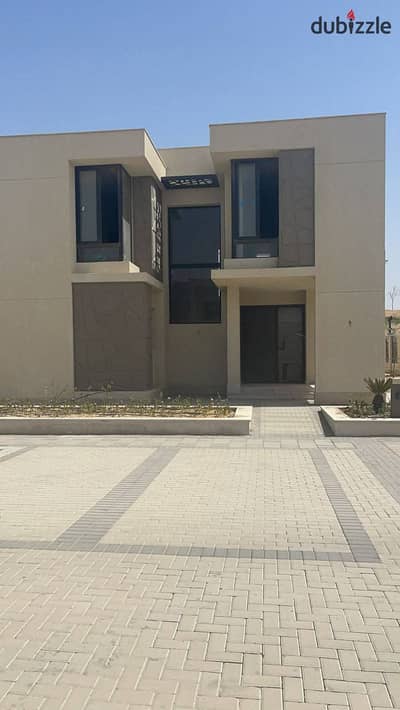 Twin House ready to move in Palm Hills near O West , Swan Lake & The Crown