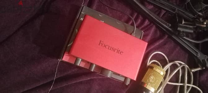 Focusrite solo 4th gen + bm800 condinser microphone كسر كسر زيرو