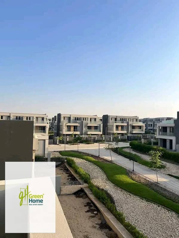 توين هاوس جاهز للاستلام للبيع في لافيستا سيتي العاصمة الجديدة بموقع مميز على لاند سكيب فيو La Vista City New Capital