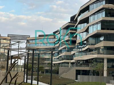 Office for rent in The Polygon