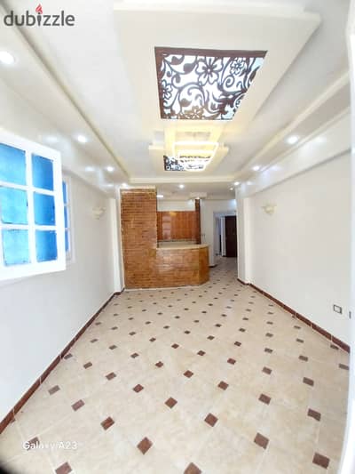 Apartment in Al-Ajami, Palm Beach, next to the Air Defense House, a few steps from the sea, luxurious finishing