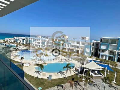 Chalet for sale hotel-style finishing with kitchen first row on Crystal Lagoon DP 700K in Fouka Bay Tatweer Misr