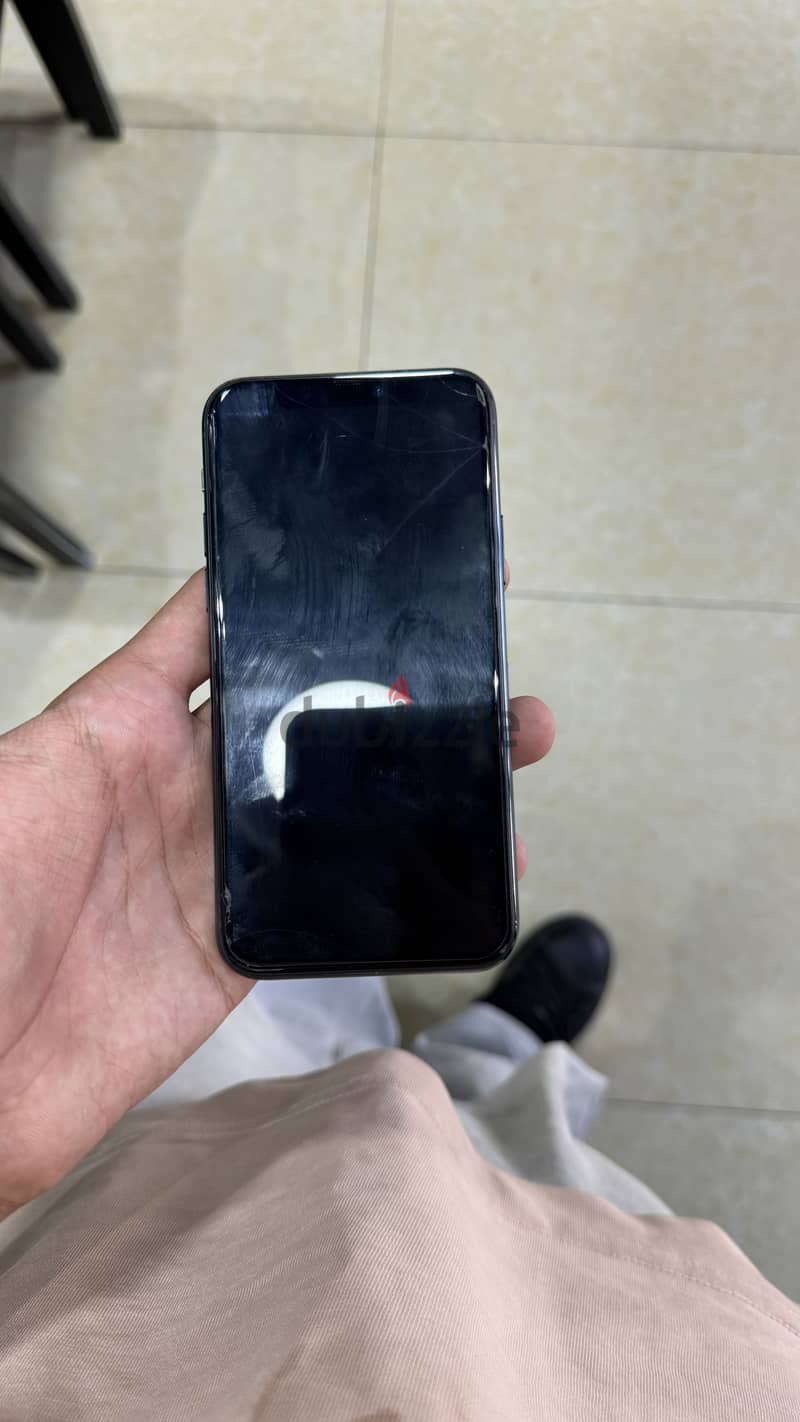 Apple - iPhone 11 Pro 1