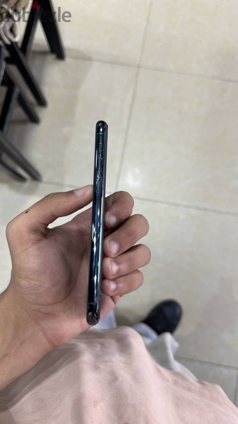 Apple - iPhone 11 Pro 4