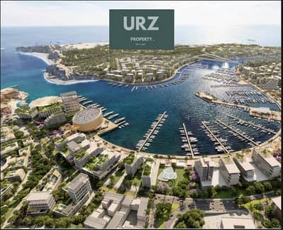 تاون هاوس 5 غرف كورنر seaview خيالي بتشطيب فاخر مع التكيفات في مدن راس الحكمة بالقرب من لافيستا و جون سوديك و ومانتن فيو للبيع