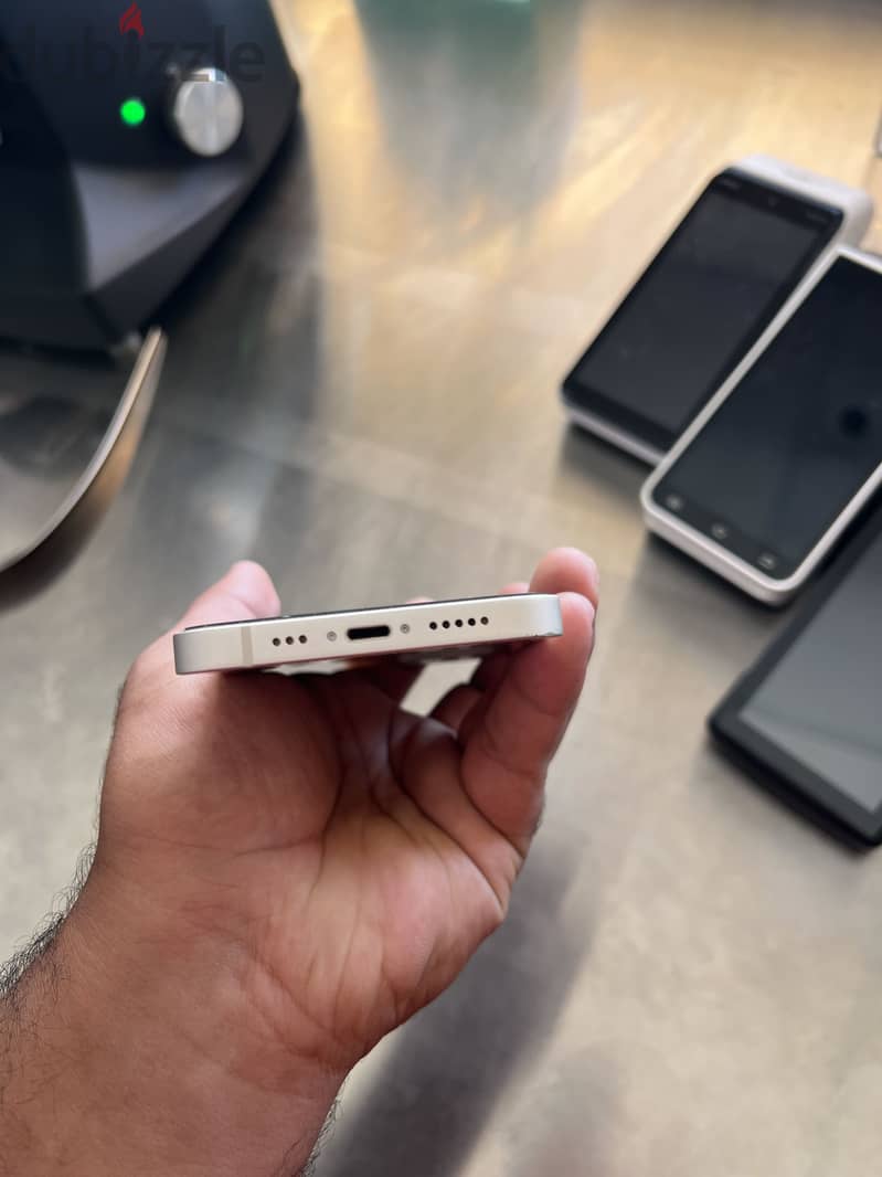 آبل - آيفون 13 2