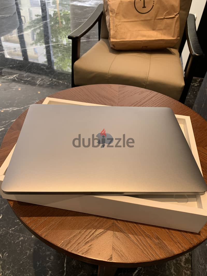 MacBook Pro M1 2020 4