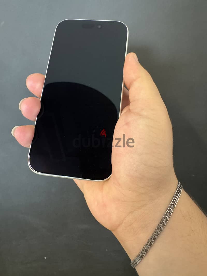 آبل - آيفون 17pro 3