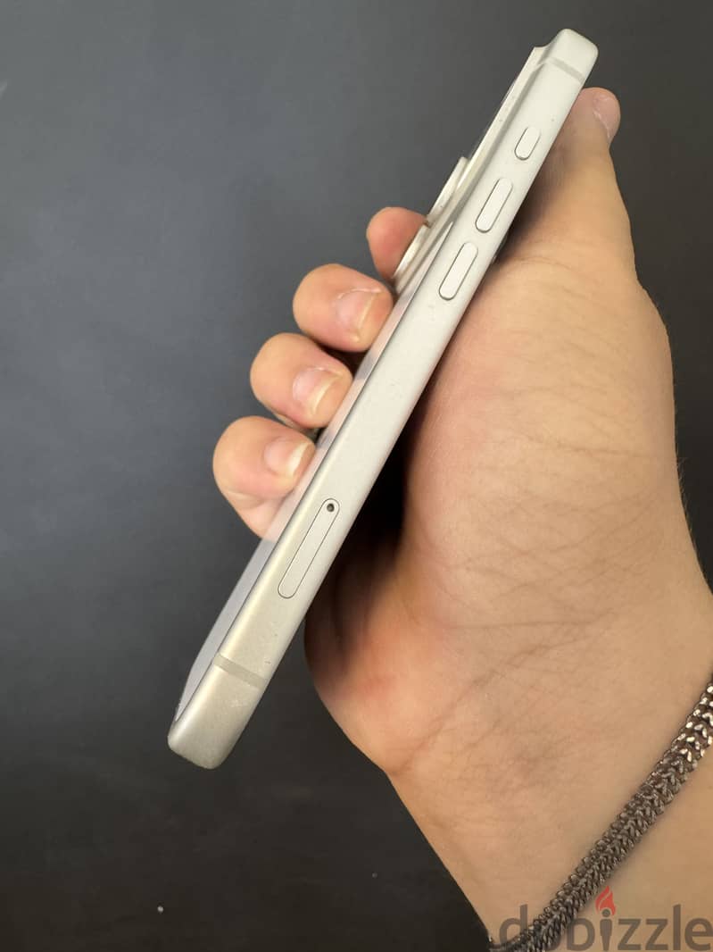 آبل - آيفون 17pro 5