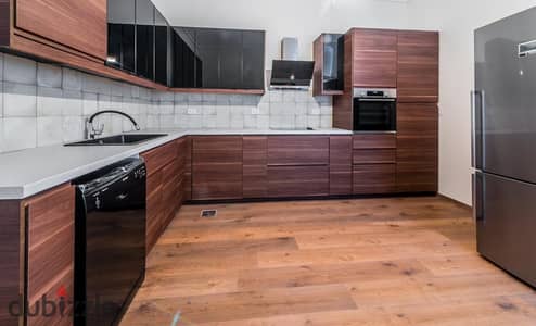 Twin House 365m For Sale Fully Finished Including Kitchen And AC's