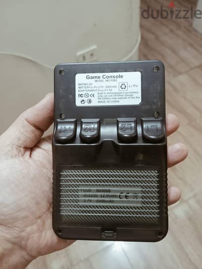 جهاز العاب محمول R36 s
