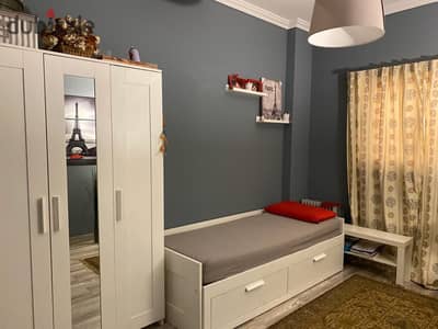 Fully furnished ultra super lux apartment for rent in AUC Housing, directly facing AUC Gate 4, near South 90th Street in New Cairo!