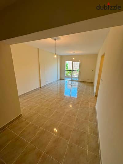 3 bedroom apartment at a bargain price for sale in Al-Rehab