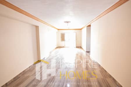 Licensed Apartment for Sale – Off Omar Al-Mokhtar St.