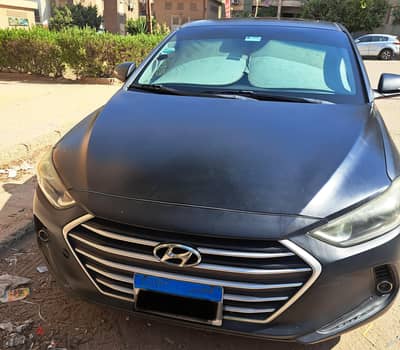 Hyundai Elantra 2019