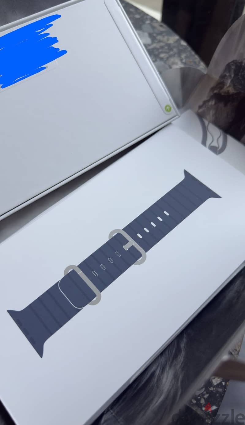 Apple Watch Ultra 3 49mm Titanium - Unopened 3