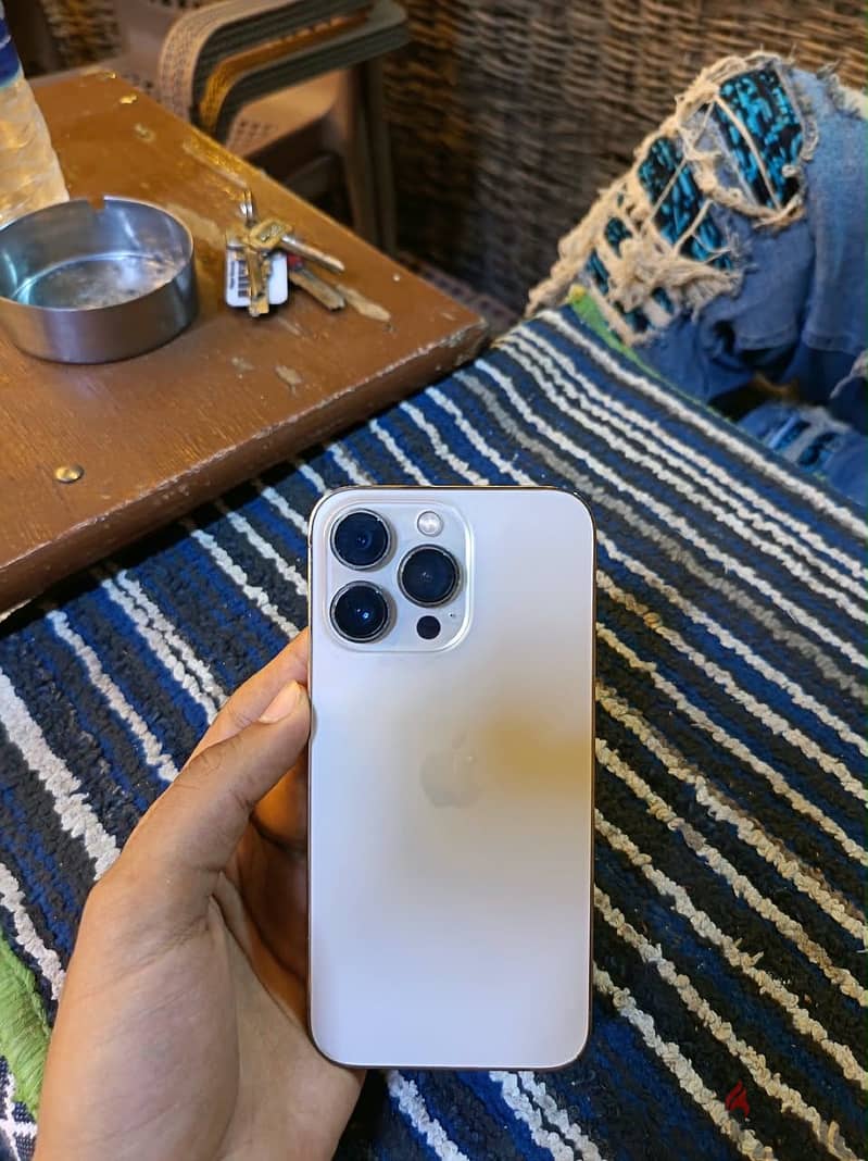 iPhone 13 Pro 1