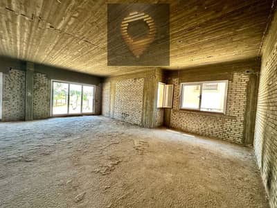 Detached villa for sale in Madinaty – very large space with a view of a wide garden and the possibility of adding a swimming pool Detached villa for sale in Madinaty – very large space with a view of a wide garden and the possibility of adding a swimming pool