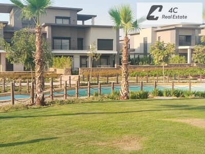 townhouse ready to move in swan lake -best price in market -prime location - open view -