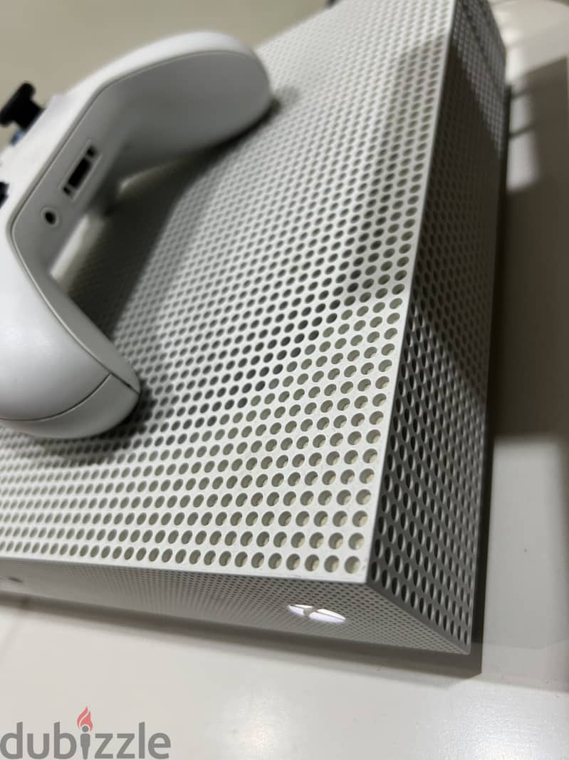 Xbox one s 1