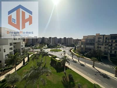 Studio for sale in one of the best phases of Madinaty, with an open view, just steps away from the Spine and Madinaty Club.