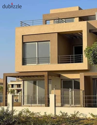 إستلام قريب تاون هاوس بفيو جميل فى بالم هيلز نيو كايرو بجانب اى سيتى والنادى الأهلى Palm Hills New Cairo
