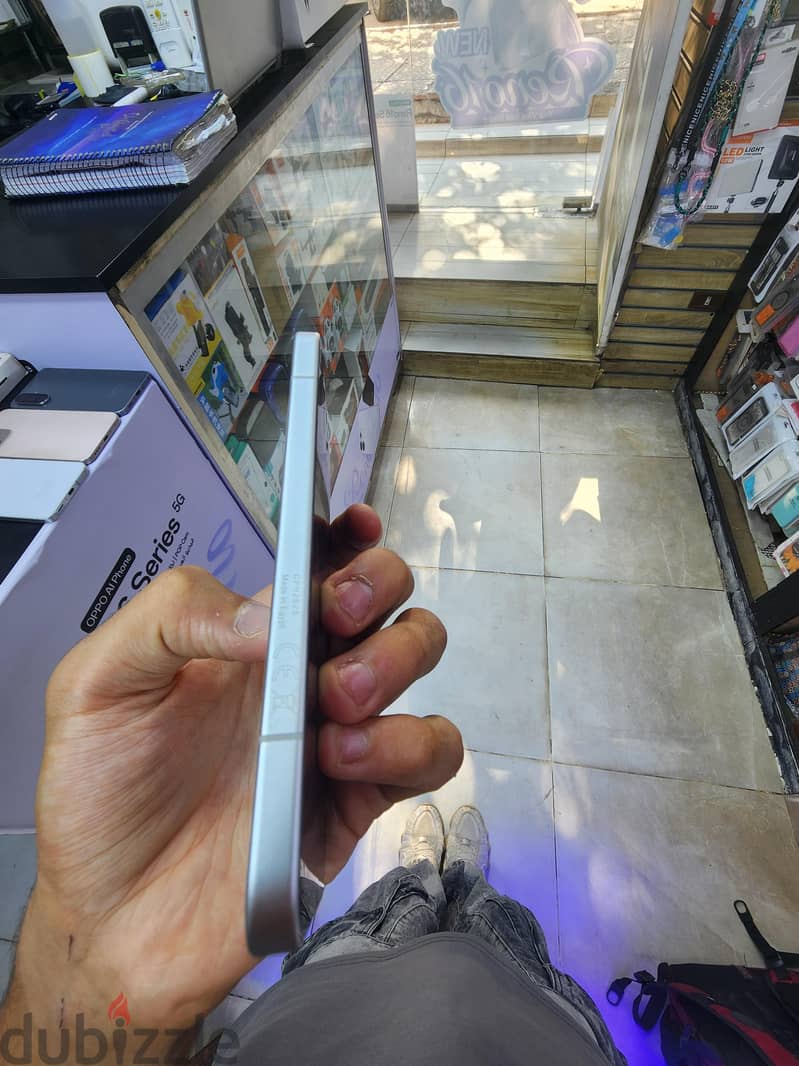 OPPO Reno 15 1
