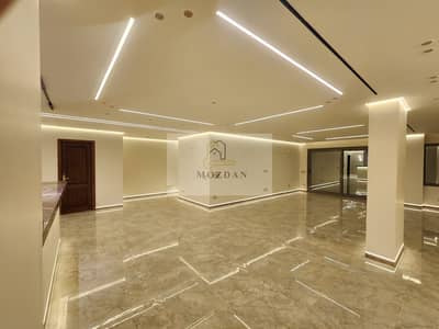 Receive your apartment with the key in the best location in Zahra Al-Maadi. If you are looking for a ready-to-move-in apartment in an upscale place and directly on the ring road.