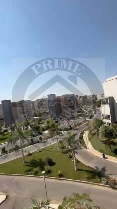 شقة أول سكن للإيجار في مدينتي B8 - مساحة 100م