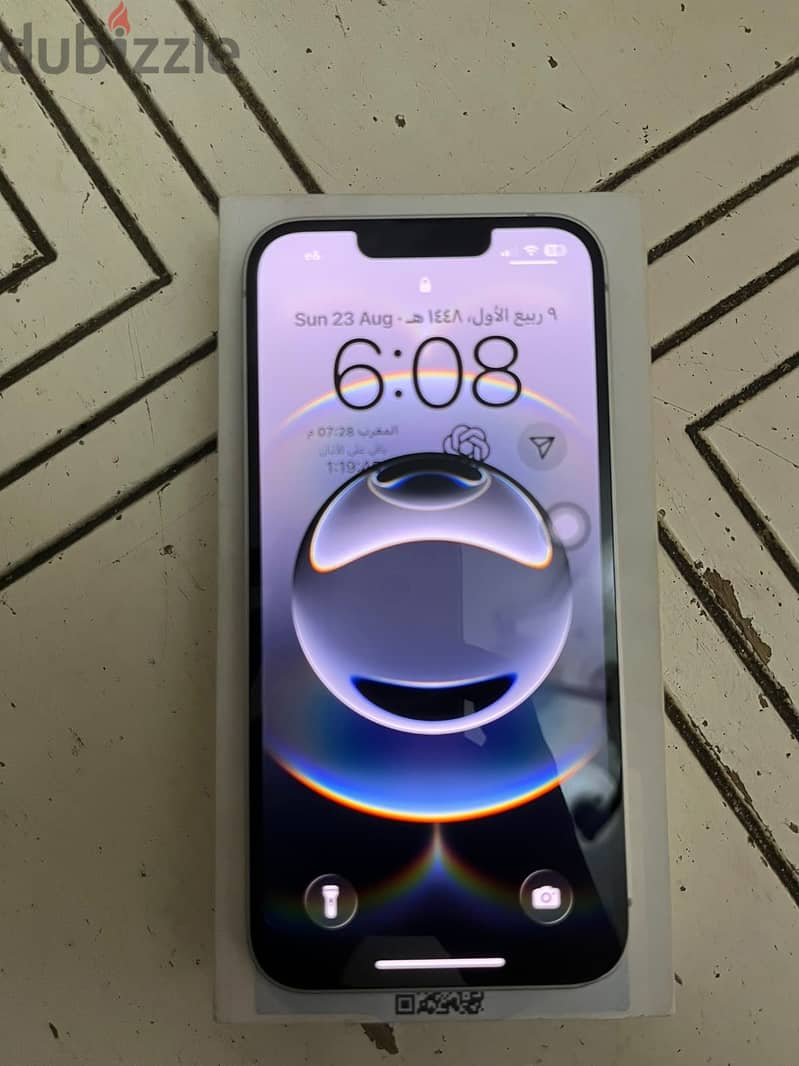 Apple - iPhone 16e 3