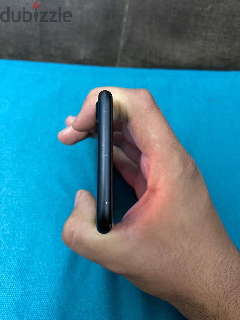 Apple - iPhone 7 1