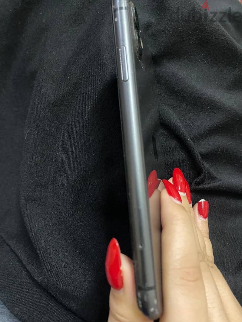 Apple - iPhone 11 2