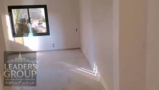 مكتب للايجار ارضي مدخل خاص رخصه تجاري  شارع رئيسي