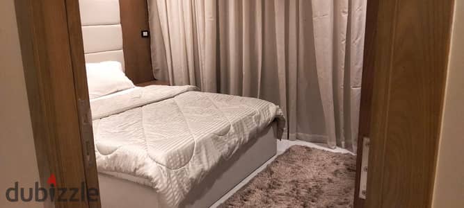 ستديو للايجار في جامعه الدول العربيه