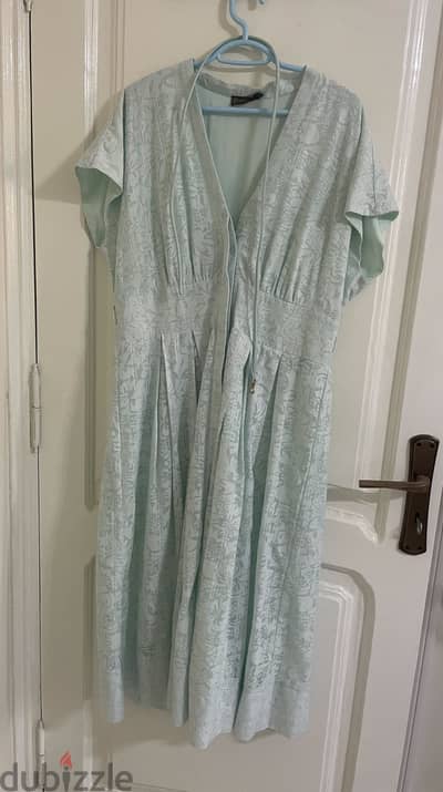 Not used dress, Medium Size from Feminine