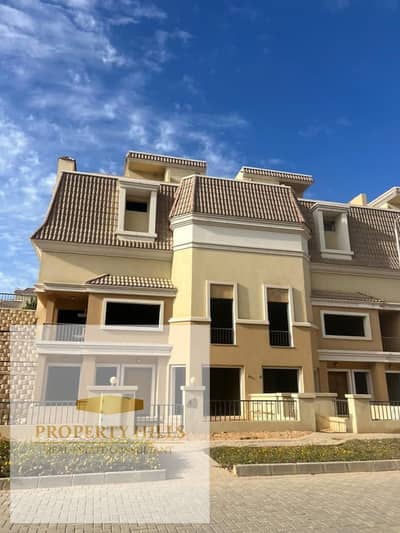 Last villa at the lowest price 5 master rooms compound villas only view landscape on the Suez road wall to wall with Madinaty
