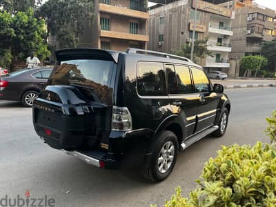 Mitsubishi Pajero 2019 GLS 3,800 CC