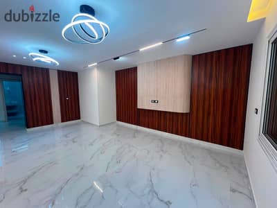 Largest plot with garden on the market in the best location for living and investment in Madinaty B10. Apartment ready for immediate occupancy in Madinaty at a commercial price. Fully finished to a high standard. Excellent location next to The Spine in Ma