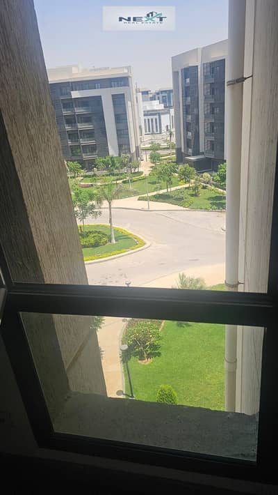 For rent in Madinaty, a new law apartment of 84 sq m in Privado, finished by a company, open view, a very distinctive apartment at a bargain price.