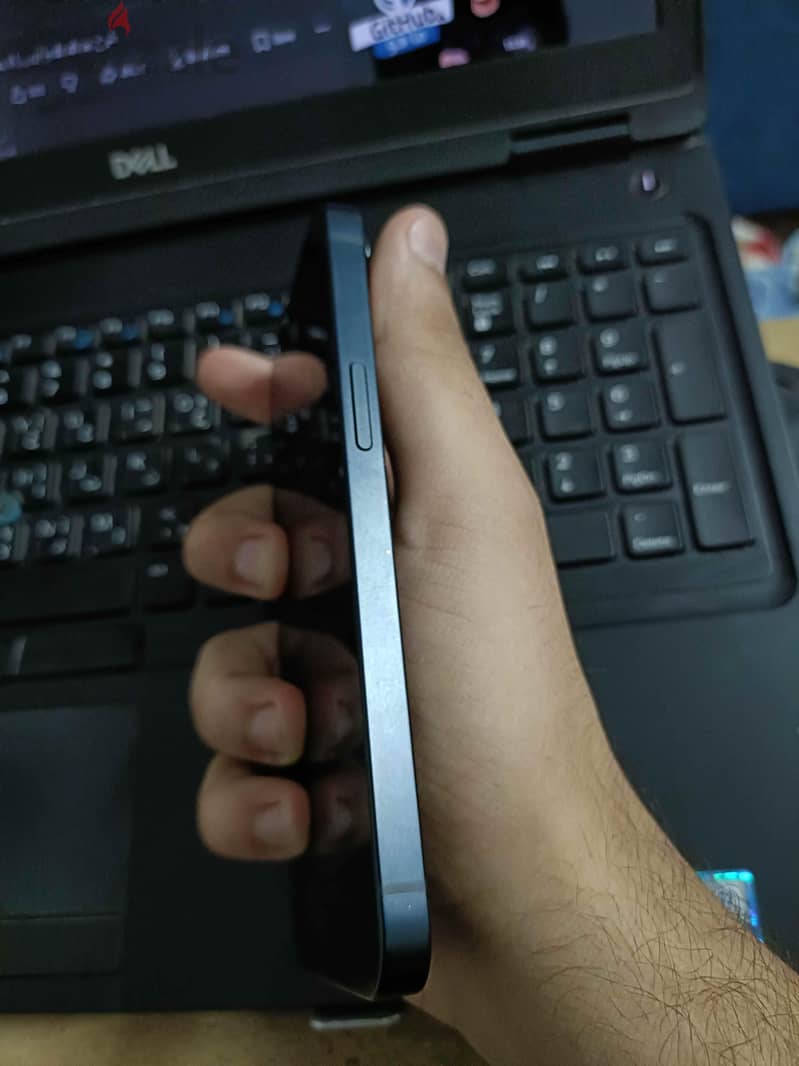 Apple - iPhone 13 2
