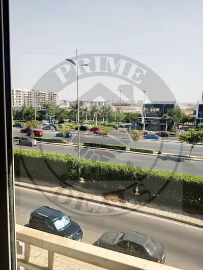 116 m apartment for rent (empty) in Madinaty / near services / 3 rooms / special finishes