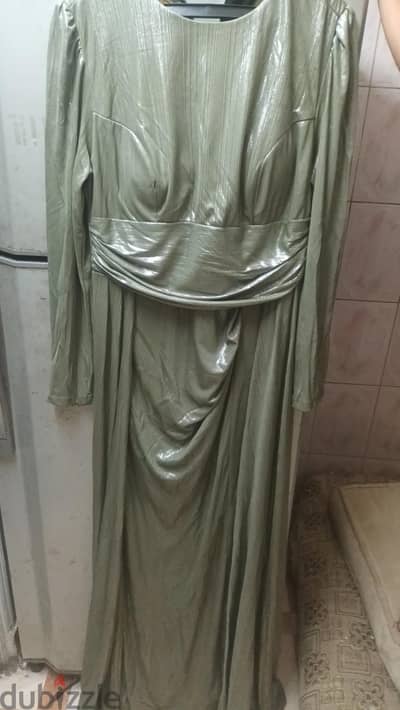 فستان مناسبه استعمال مره وحده فقط