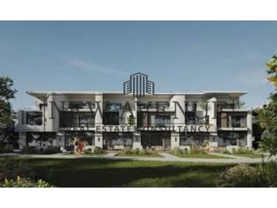 Large 312m V Villa in Kukūn TLD Mostakbal City, Roof Included, Modern Architecture by Lab 59, 5% DP & 10Y Payment Plan