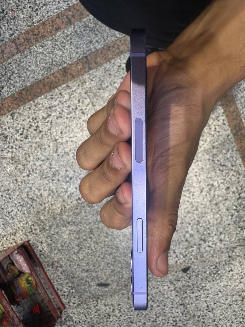 Apple - iPhone 12 3
