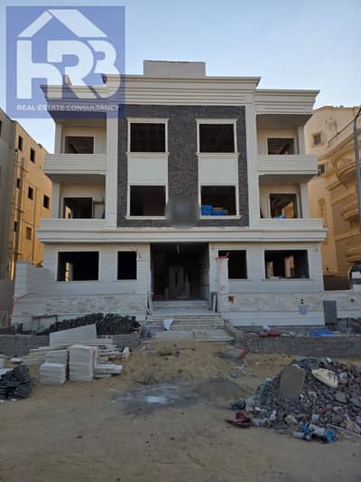 Apartment for Sale in Diplomats – New Cairo | 220 SQM | Ground Floor with Garden | Immediate Delivery