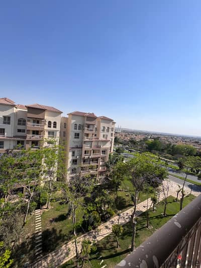 Apartment for sale in Madinaty B1 at an amazing price of 320m