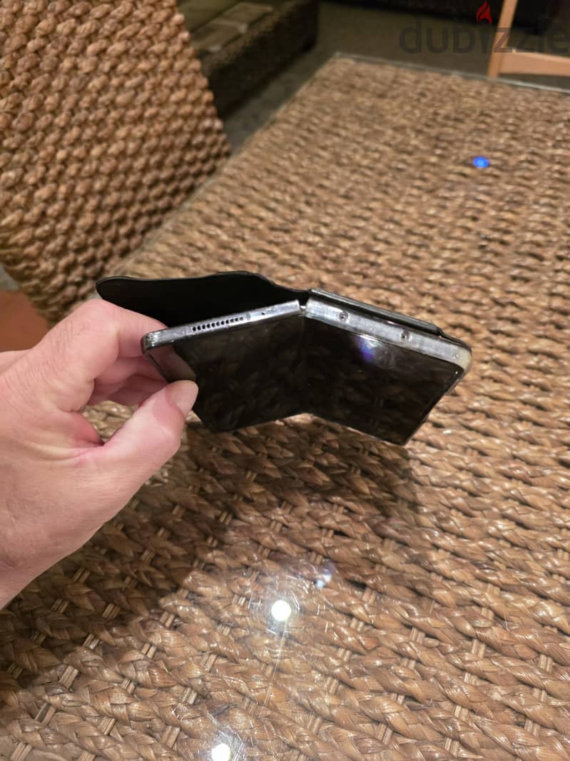 Samsung Z Fold 4 3