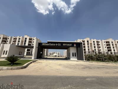 للبيع شقة دور متكرر ناصية كمبوند Bliss Gate الشيخ زايد