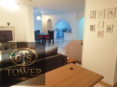 Apartment for rent in the prestigious Sarayat Maadi area, ideally located near the metro station and all essential services, transportation and major
